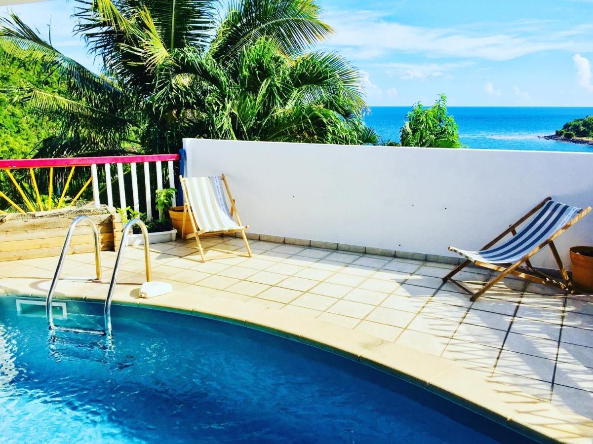 Bed and Breakfast Soleil La Terre-de-Bas Экстерьер фото